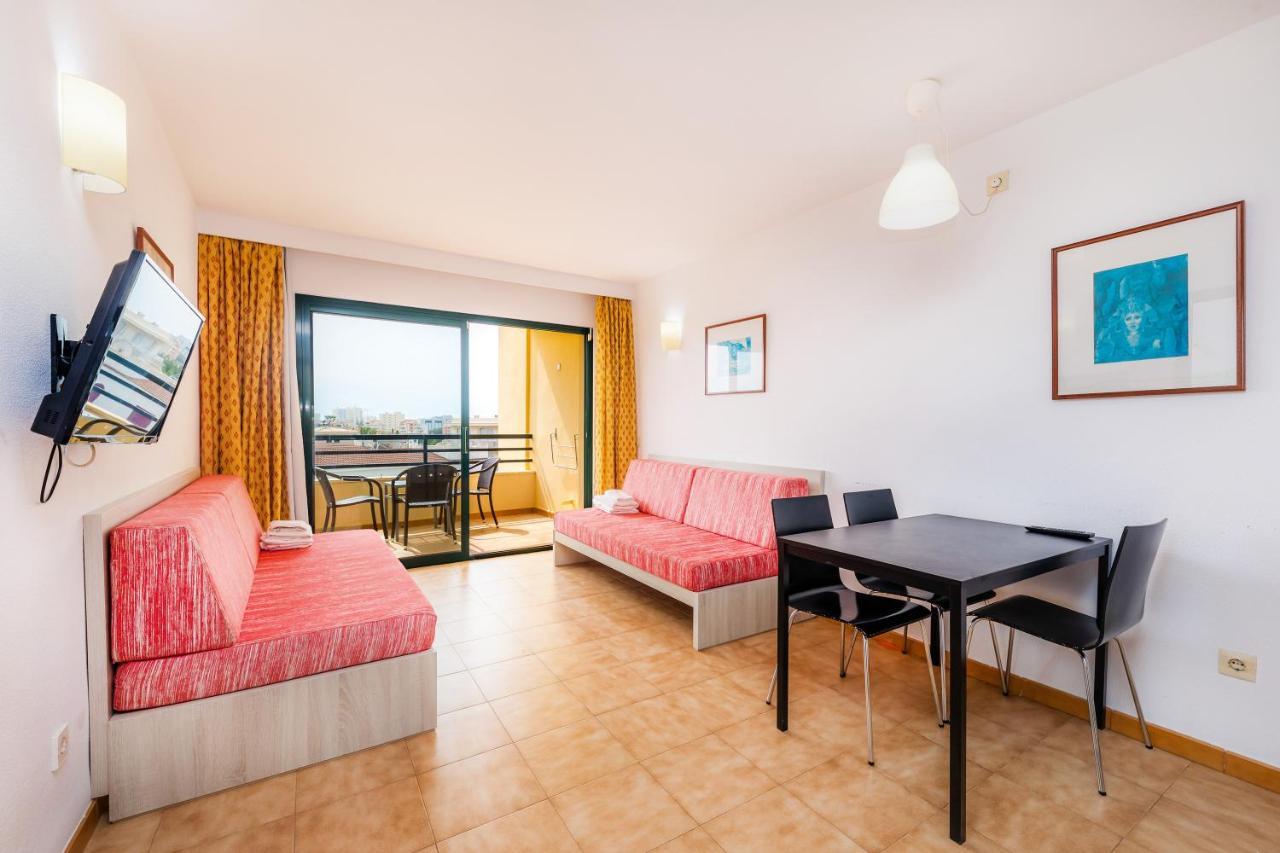 Hébergement de vacances Apto Con Terraza 202 *